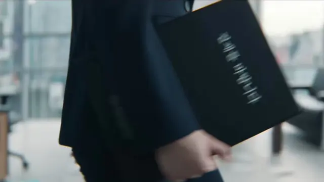 신재이 첫등장으로 전화하면서 사람죽이는거 보여주는거 흥미