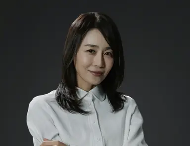 '원정빌라'서 사이비 광신도 된 문정희..."실제로는 안 믿죠" [인터뷰]