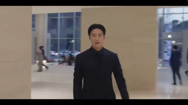 멋진신세계 근데 이주의 최고 야르한장면은 3화 에필 같음
무명배우 여주한테 소속사 차려주는 남주 < 그냥 한드에선 이정도는 해줘야 재벌이지ㅇㅇ 싶은데
여주 만나기전에 ㅈㄴ툴툴대면서 아무거울이든 보고 와꾸점검하는남주 < 와 이거는 진짜로짜증남(p