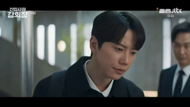 <신입사원 강회장> 2화 #이준영
-조금만 기다려 주십시오 제가 곧 전무님께 갈테니까요
갑자기 장르 변경 (상태: 멜로 눈깔)
첫 직장은 첫사랑과 같거든요 상재야...♡
회장님...♡
이러시네 두 분 너무 애틋하시니까 빨리 만나게 해드려