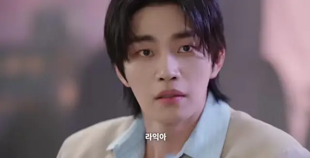 아이돌아이 개노답 사생팬좀봐 .... 까빠질하다가 내가 너한테 돈을 얼마나 썼는지아냐더니 결국 사랑해로 끝남 > 도라익 공황도짐