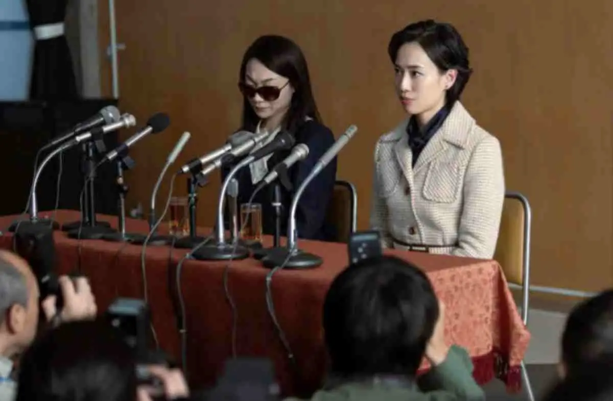 '디스코 맨해튼' 지옥에 떨어집니다 6화 줄거리 홋타 총격 사건, 국민 가수 시마쿠라 치요코 스캔들 구세주 카즈코 넷플릭스 오리지널 시리즈 막장 일본 최신 인기 인생 드라마 추천