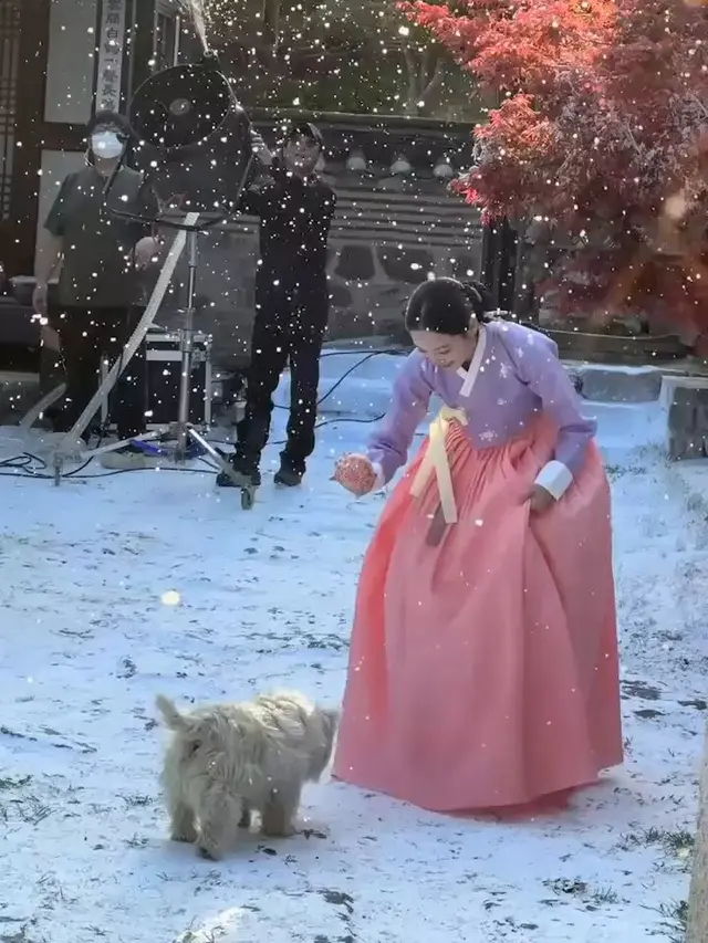 이건사랑에빠져야되는거잖아