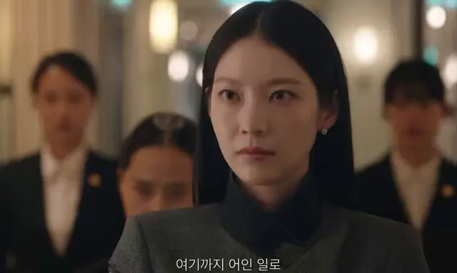 대군부인 공승연 연기 ㅈㅉ 살벌하게한다
대군 조지러 호텔 들이닥쳐서
날이 밝으면 의대를 갖추고 오늘의 실수를 설명하라.. 그리 전해야할것이다 < 개잡도리 대신 왕실어른 품격보여주는 대비마마 느낌개처좋네