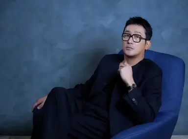 '윗집 사람들' 하정우 "19禁 농담이 전부는 아니다"