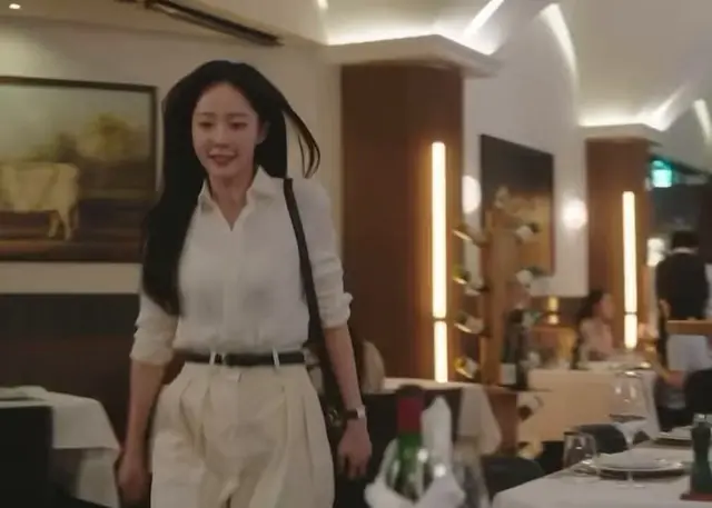 애인이 데이트 늦었는데 이런 얼굴로
미안해 근데 나 자기 보려고 거의 날아왔당 ㅜㅜ < 하면
당연히화풀려야죠