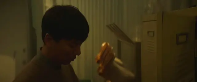 아니근데 악연 조진웅 김남길 둘이 유일한 특출인데
특출끼리붙어잇는것도신선하고 연기합도ㅈㅉ굳임
남길띠가 진웅띠 앞에서 수줍헤헤사회생활기니가 됨