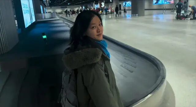 고아성 문상민 감독님 단 셋만 아이슬란드 가서 찍은 
오로라장면이란게 <파반느> 장면들 중에 제일.....