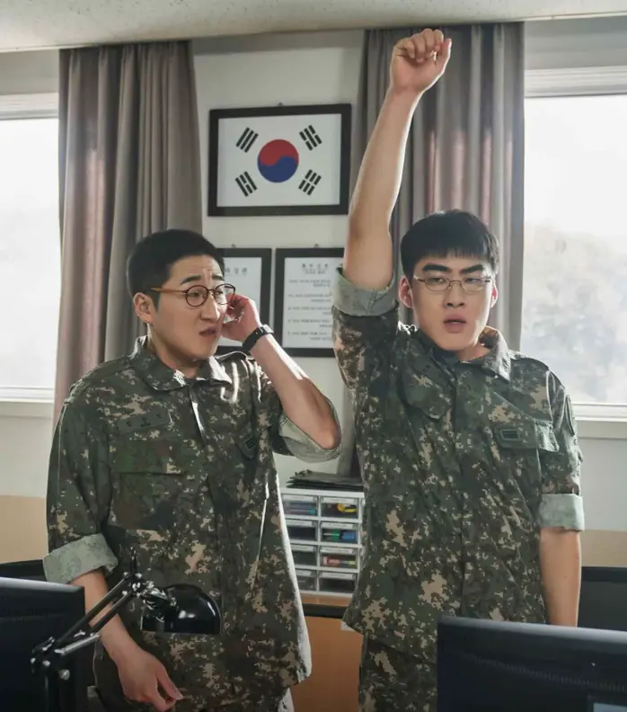 신병4 사보타주 2회 줄거리 2화 시즌4 : 대대장 변혁진 전 대대장이랑 선후배사이 곽튜브 3회 예고