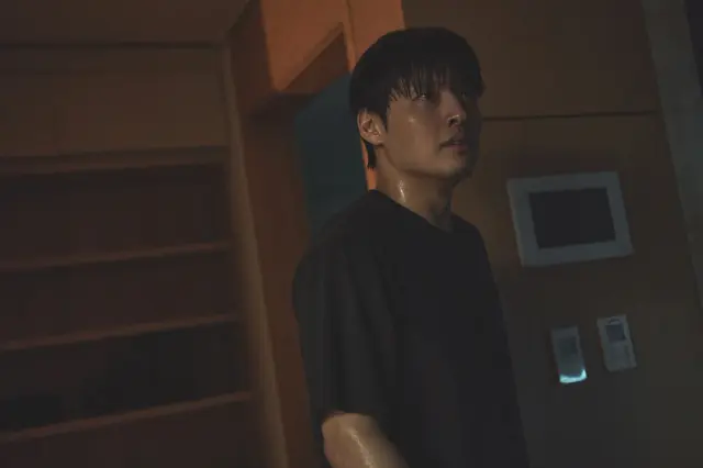 층간소음보다 더 짜증나는 영화 84 제곱미터