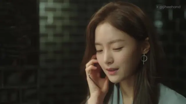 ㅡ
판사이한영 잠깐 봤는데 
이런 핸드폰 나오더라

대리인간