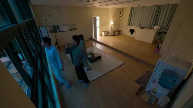 양치하다 말고 이광수에게 웯거리는 유재석이 ㅈㄴ 웃김 ㅜㅋㅋㅋ큐ㅠㅋㅋㅋㅋㅋㅋ