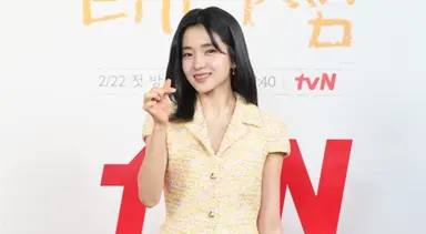 ‘방과후 태리쌤’ 김태리 “이름 건 예능? 기획서엔 없었다...손발 벌벌 떨어”