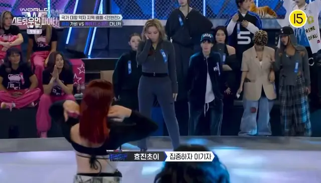 퀸가비의악마의스타성이라는거 두눈으로처음목격하고다들놀라는거ㄴㅁ웃김 이게가비야