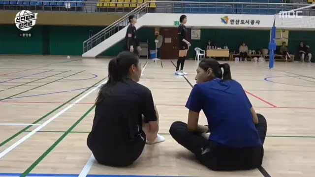 "우리가 살면서 뭔가에 이유를 대잖아 이유를 100가지도 댈수있어 이게 루저 마인드야"
"타협하지마"
"변명이 아니고 솔루션을 해"

김연경 인생 조언 미쳤음 뇌에 박아야함