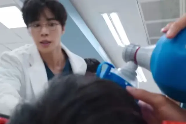 중증외상센터 환자 시점 양재원 미쳤나 별점 만점 준다