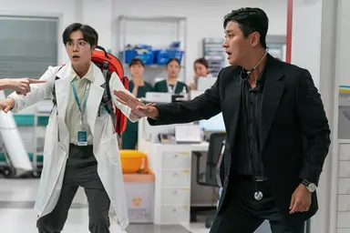 “판타지인데 묘하게 현실감있네”...‘중증외상센터’, 넷플릭스 글로벌 2위