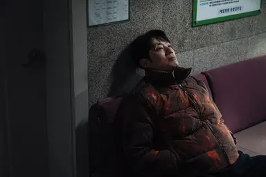 '악연', 인간 본성에 대한 냉혹한 서정시