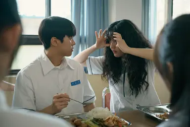 [리뷰] '고백의 역사', 무해하고 귀엽긴 한데 좀 심심해