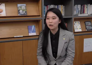 ‘뮬란’ 보이콧 확산하나 …“중화권 아이돌도 최소한 침묵 지키길”