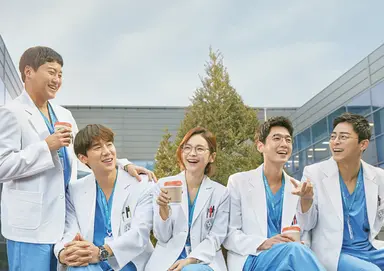 자기복제 기로 놓인 ‘슬기로운 의사생활’ 이대로 슬기로운 걸까
