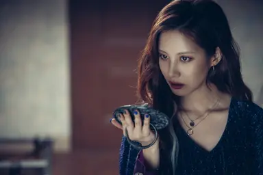 ['거룩한 밤: 데몬 헌터스' SWOT 분석] 마동석의 맨 주먹 VS 오컬트 장르의 클리셰