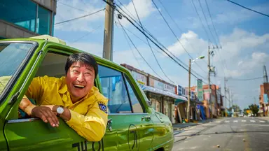 [영화는실화다] 영화 '택시운전사' 힌츠페터의 광주 기록