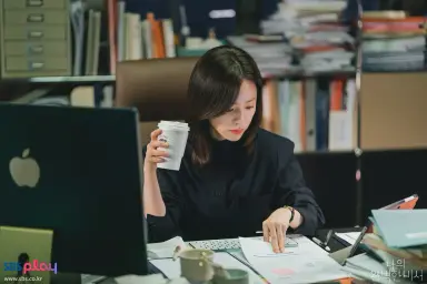 단 2회 만에... OTT 콘텐츠 통합 랭킹 2위 기록한 화제의 한국 드라마