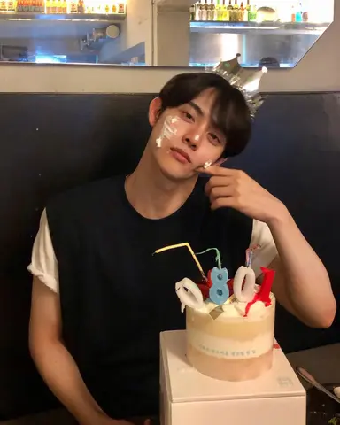 스터디그룹에이남자들이다나온다는사실이너무좋음......