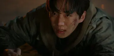 캐셔로 내가 본 히어로 중에 제일 하자 많고 불쌍하고 쓸수록 손해 보는 초능력 가진 소시민들인데도 사람들을 돕길 선택하는 선한 마음이 좋았다 주머니에서 돈 줄줄 새도 그냥 하는 거야 그럴 힘이 있으니까 그게 옳은 일이니까