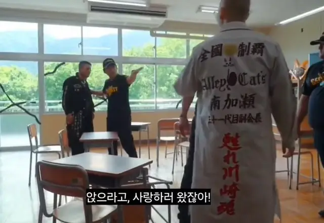 아 ㅅㅂ 개깍깍 웃음
