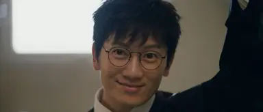 판사 이한영 1-2화 후기

지성 특유의 차분함과 똘끼를 오가는 연기 보니까 킬미힐미 애청자로서 반갑고 좋았음ㅋㅋㅋㅋㅋㅋ
내용은 로펌에서 시키는대로 판결하던 머슴 판사가 10년 전으로 돌아가서 진짜 이한영 판사로 살기 시작하는 이야기! 내 취향은 아니지만 담백한 드라마 좋아하시면 추천해요