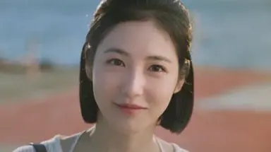 닥터섬보이 육하리 役 신예은 존예라 반했슨
근데 에이틴 한 지 8년 되가는데도 자꾸 도하나가 보여.. 나이는 또 나만 먹나보다 ◠‿◠