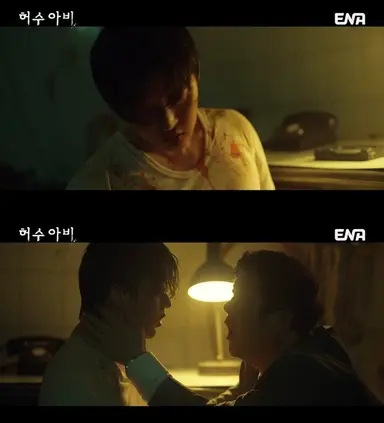 드라마 허수아비 몰아서 봤는데
보다가 개빡치는거임
찐 범인때문에 이유없이 죽은여자들 + 억울하게 누명 쓴 사람들이 많은것도 빡치지만... 시대가 시대라 이 사람들은 진짜 고문수준으로 처맞아서 허위진술할때
이춘재는 시대를 잘 타서 법의 보호를 받아
처 맞아본 적도 없을거라는게 열불터짐