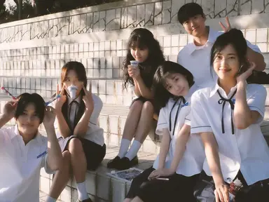 스물다섯스물하나 반짝이는워터멜론
빅토리 너의시간속으로
20세기소녀 고백의역사

90년대 고딩들이 너무 좋다 ... 청춘물 최고야