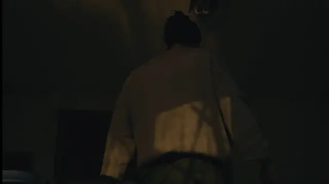 친애하는 X 에서 가장 놀랬던 연출...
교회 십자가가 "X" 로 보이게끔 비춰져 최정호가 백아진의 x를 처리하기 위한 도구이자 족쇄를 끊어준 구원자.. 로 해석할 수도 있게끔 보인다는 게 소름임