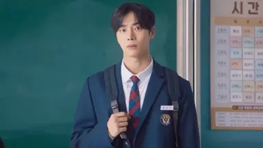 견우와 선녀 첫방부터 깔끔하구 감각적으로 잘 뽑은 점
캐릭소개 과거떡밥 앞으로의 방향성을 빠른 전개로 다 담았는데 얼빠 성아가 견우의 마음에 반하거나 견우도 성아를 구하는 등 설득력을 높이는 요소들도 채워져있구 정서연결이 잘 되는 섬세한 연출에 장르변주 강약조절도 넘 잘함 느낌조아 . .