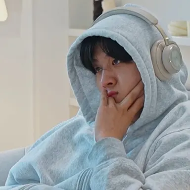 환승연애4 5화 명장면 : 백현이 끊임없이 저 포즈를 하는데 왜하는지 모르겠고 개웃긴것임 ㅠ