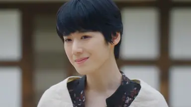 와뭐임 문옥경은 주연에 뽑혀도 무덤덤.개노잼. 이런 얼굴인데 정년이가 군졸1 뽑히니까 그제서야 웃어.......