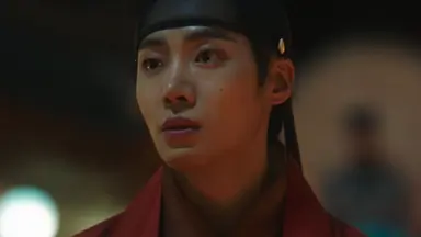옥씨부인전 혼담이 오간 집의 노비에게
태어나 처음으로 마음이 흔들린 도련님
내 너와 같은 신분이었다면
곧바로 내 마음을 고백했을텐데.. << 했는데
양반댁 애기씨가 되어 만나도 결국 남의 부인 되는 게
심지어 얼굴이 저랑 똑닮은 사내의 부인이되..
