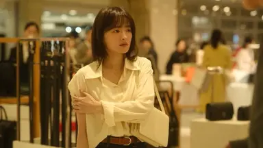 히아만에서 소매 뜯긴 천우희
마이유스에서 복수하다
