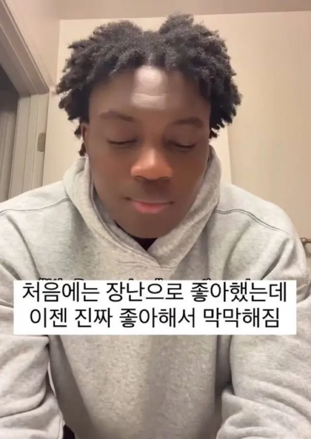 컨저링4 마지막의식 후기

워렌 부부 로맨스 이제 누가 말아주냐...
엄마아빠가 세기의사랑을 한다고..
쿠키영상 있으니까 나가지마쉐이