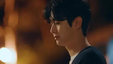 우주메리미 전개속도가 정말 미치셨다 . .
장모님 지갑 보구 알게대나바 했는데 이미 알고있음 플래시백 나오면서 ‘얘 알고서 이런 행동 한거예요’ 쭉 보여주는데 너무 설렘 자기는 고마움 갚는다고 생각해서 아직 자각 못한 것두 쫄깃함 이거 극초반에 푼거 신의한수 같애 남주 확 설레게 잘썼어어