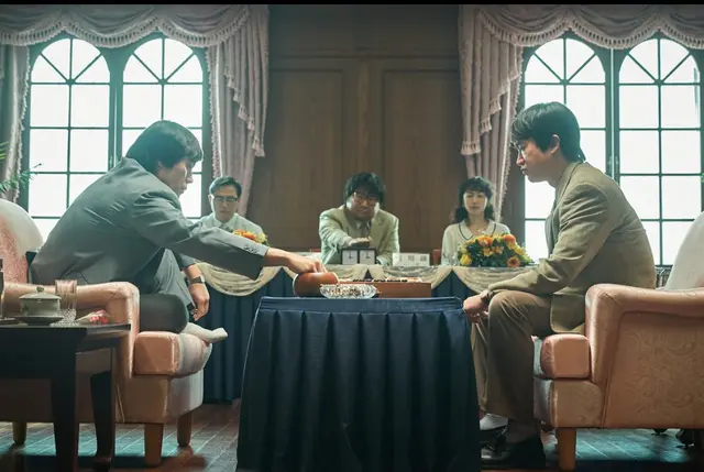 바둑을 모르면 다소 지루한감은 없지않지만 이병현과 유아인에 신들린 연기를 보는것만으로 충분히 볼만한 값어치 있는 영화 승부.
