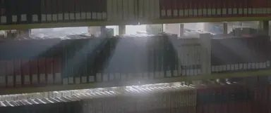 봄의 배경에 일본 영화를 틀었다. <너의 췌장을 먹고 싶어> 인트로. 벚꽃과 책