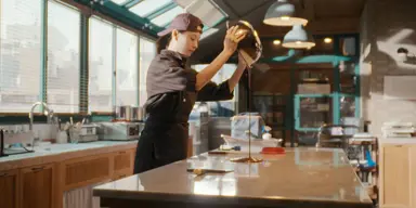 <로맨틱 어나니머스>
한효주가 일드 여주, 오구리 슌이 한드 남주 같은.. 정신 아픔이들의 문화 교류 쌍방 구원 성장 로코
전개부에 비해 첫화, 막화가 아쉽지만 클리셰 기반으로 이 드라마만의 설정을 통해 장점을 살림
회차마다 한 가지 초콜릿을 부제로 삼는데 그 제작 과정을 담은 오프닝이 예술..