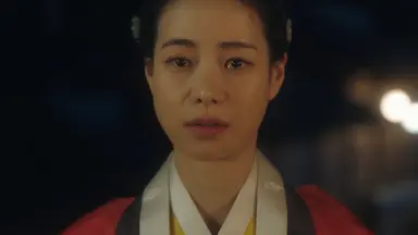 옥씨부인전 혼담이 오간 집의 노비에게
태어나 처음으로 마음이 흔들린 도련님
내 너와 같은 신분이었다면
곧바로 내 마음을 고백했을텐데.. << 했는데
양반댁 애기씨가 되어 만나도 결국 남의 부인 되는 게
심지어 얼굴이 저랑 똑닮은 사내의 부인이되..