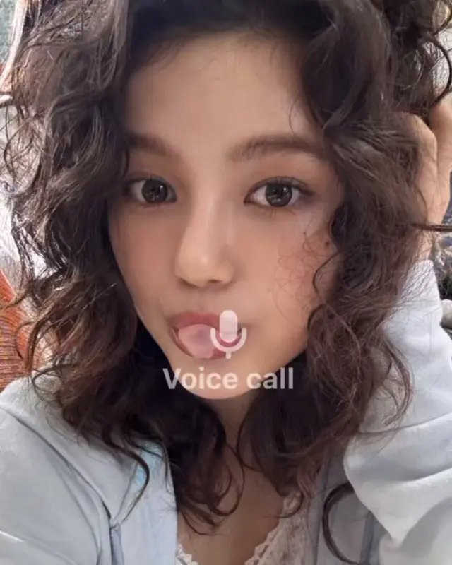 모다니 위키드 Popular 살짝 불러주는데 고막 녹음
역시 전직 인어공주다우시다
