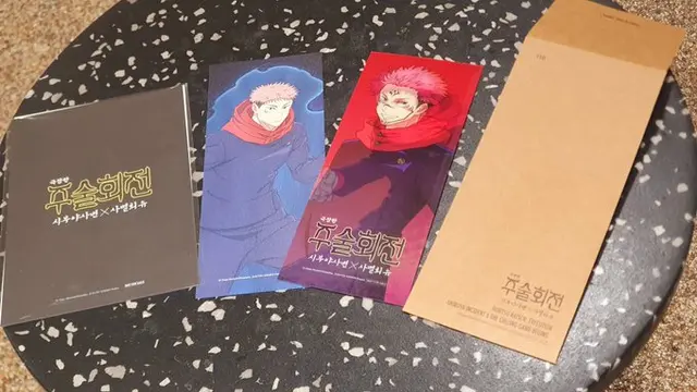 [주술회전 시부야사변×사멸회유]를 보고왔습니다.

제일 먼저 드는 생각은 '왜 이걸 영화로 만들었지...?'였습니다.
시부야사변 파트는 다 봤던 것에도 불구하고 너무 건너뛰며 축약해놓아 혼란스러웠습니다.
그런데 사멸회유 파트또한 처음 공개하는데도 축약한 것마냥 비약적이고 내용도 없었습니다