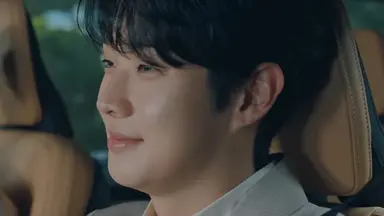 우주메리미 전개속도가 정말 미치셨다 . .
장모님 지갑 보구 알게대나바 했는데 이미 알고있음 플래시백 나오면서 ‘얘 알고서 이런 행동 한거예요’ 쭉 보여주는데 너무 설렘 자기는 고마움 갚는다고 생각해서 아직 자각 못한 것두 쫄깃함 이거 극초반에 푼거 신의한수 같애 남주 확 설레게 잘썼어어